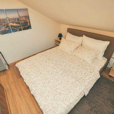 Apartman Las Vegas Belgrad Exteriör bild
