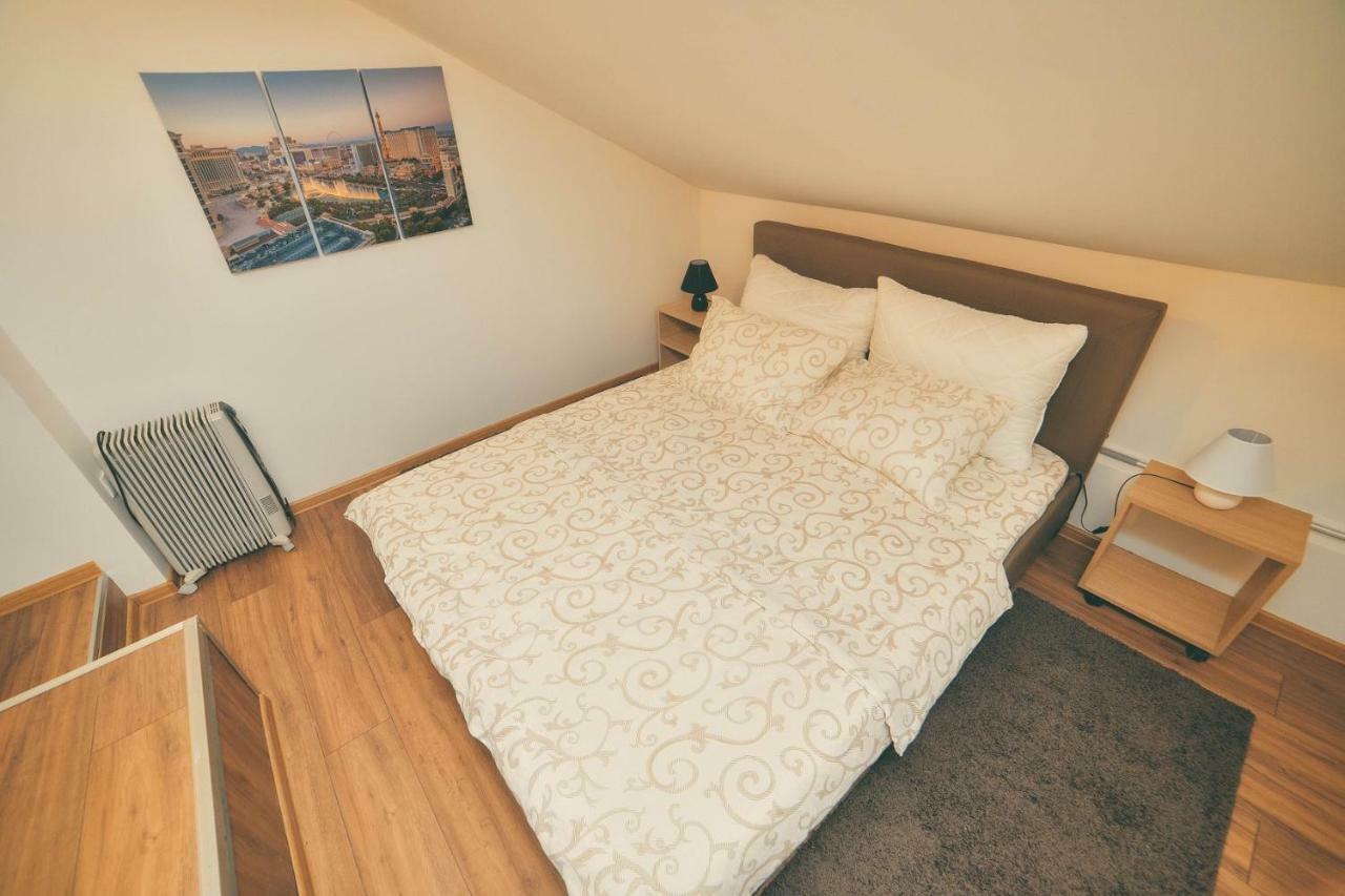 Apartman Las Vegas Belgrad Exteriör bild